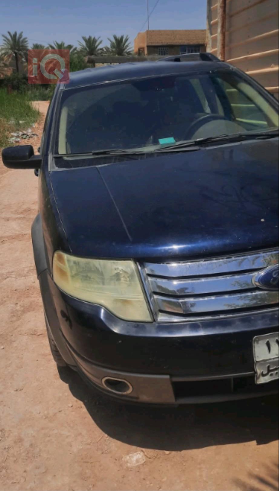 Ford Taurus X